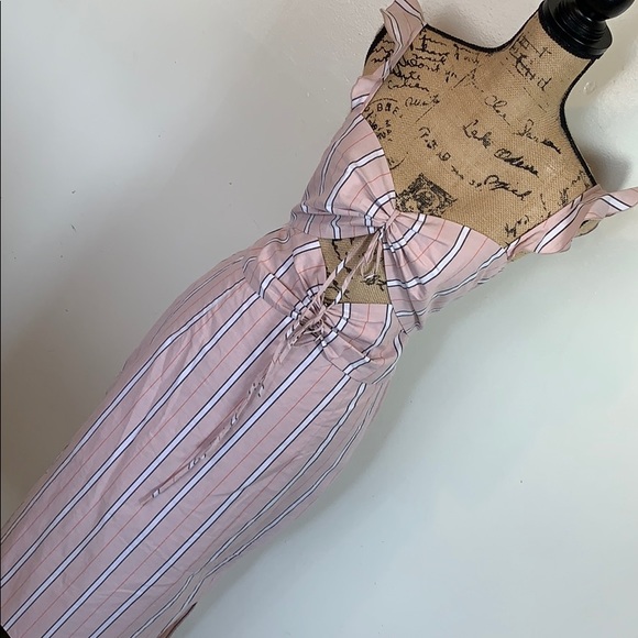 Wayf Dresses & Skirts - WAYF Dress Size Medium